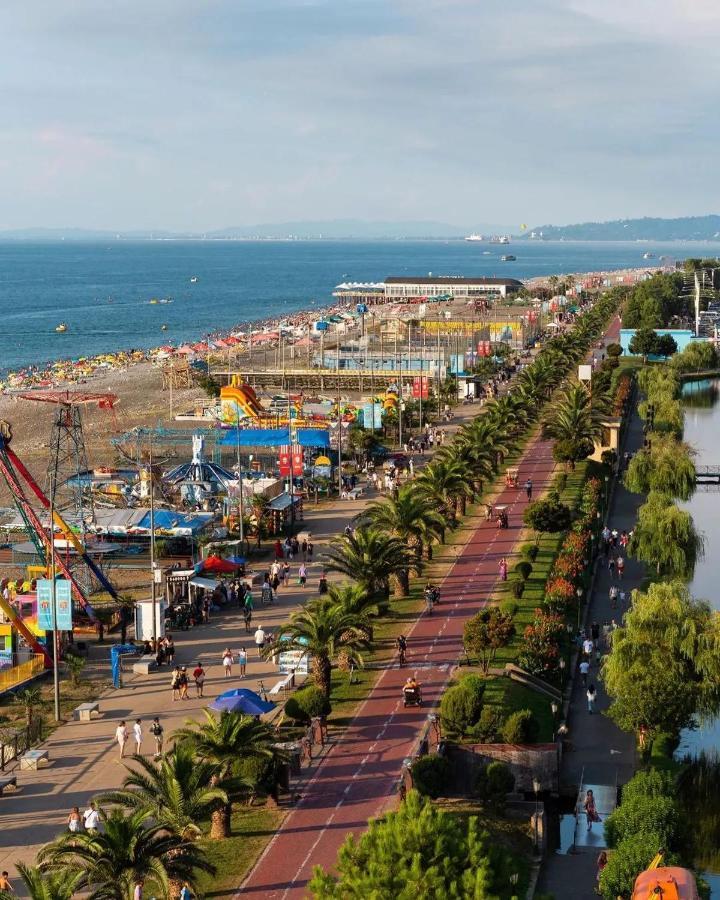 Orbi City Батуми Екстериор снимка